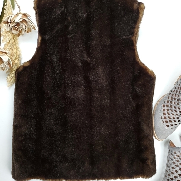 New Catherine Stewart Brown Soft Faux Fur Vest Sz S - Picture 4 of 15